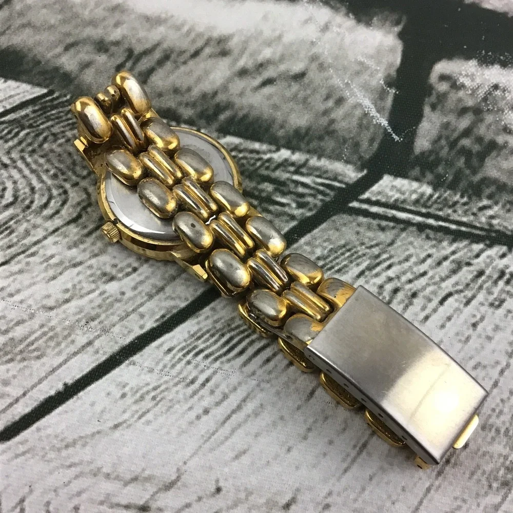 Vintage Anne Klein II Quartz Ladies Date Watch Gold-Tone Linked‎ Band